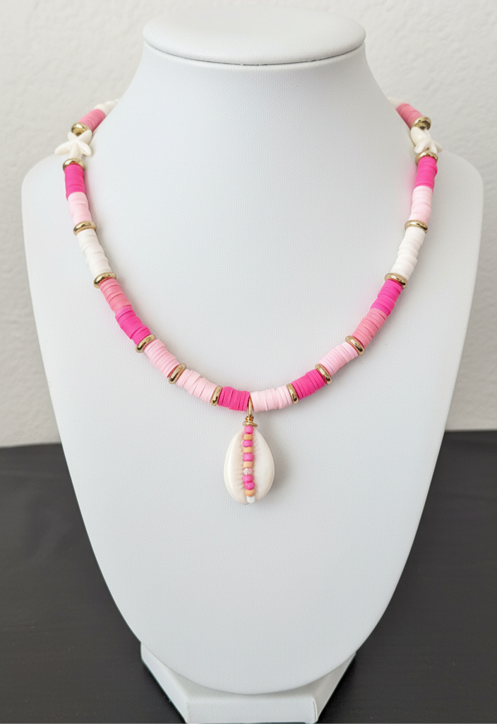 Pink and white Corwie shell necklace