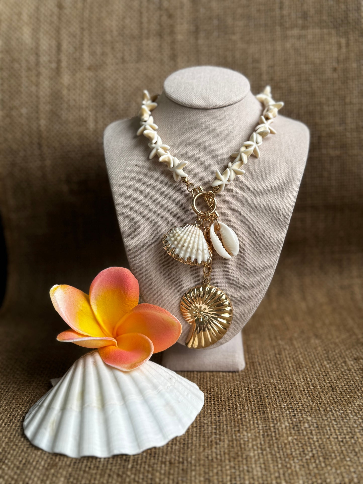 Starfish gold charm shell necklace